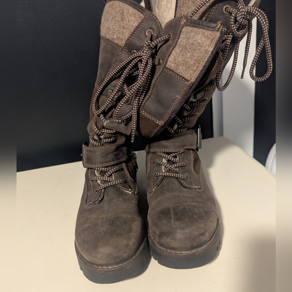 Women's Bos. & Co. Patchwork Wool Lined Lace-Up Boots - Picture 7 of 8